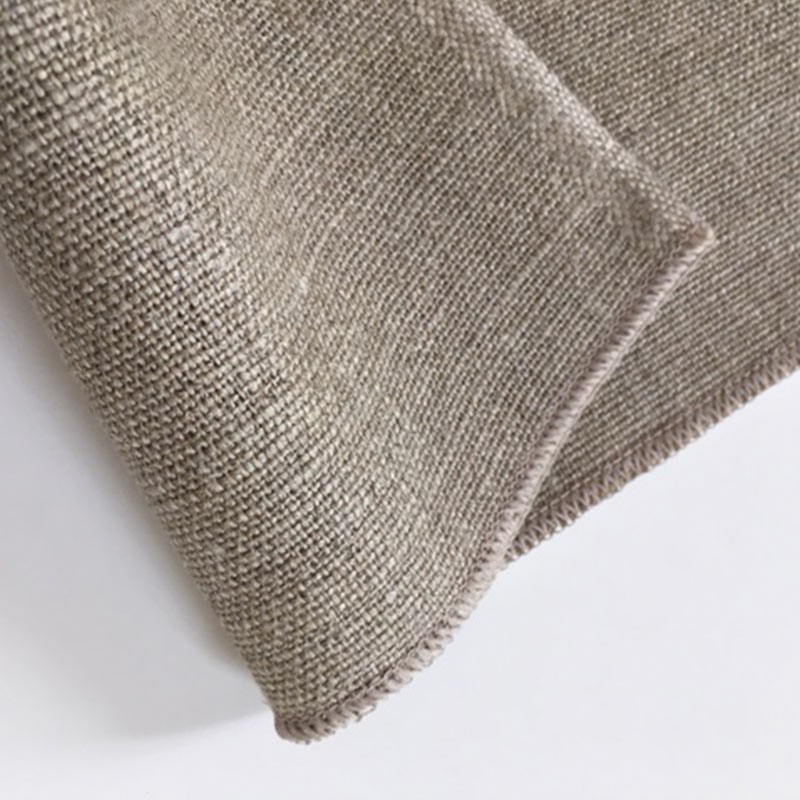 Toile de couche avec bordure surjetée Toile de couche avec bordure surjetée